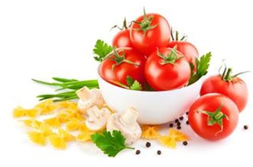 一個(gè)西紅柿，白了皮膚，美了心情